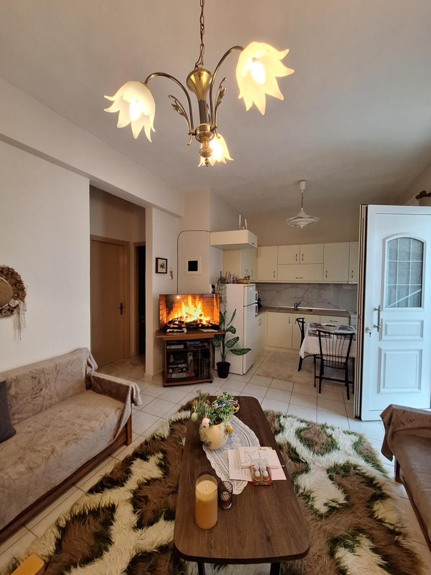 Ellie's House Апартаменты *